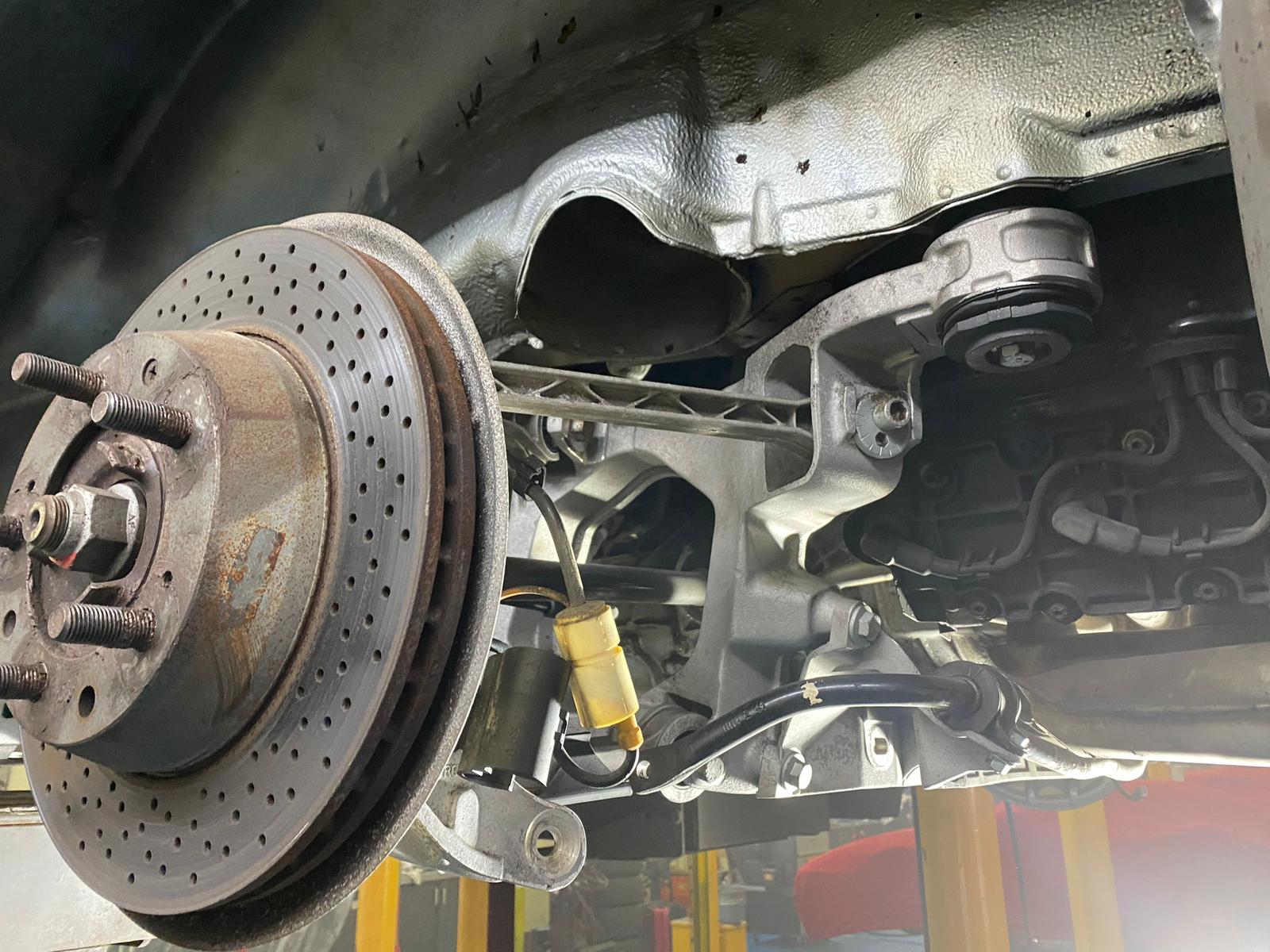 Automotive 4 Cleaning brake discs